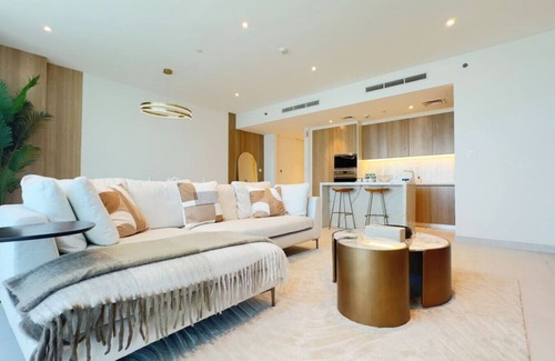 Saadiyat Cultural District Apartment | Azure Bliss: 1BR Retreat Near Saadiyat Attractions