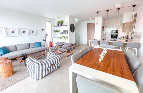 Kapparis Villa | Azure Seaview - Jade Villa - Stunning Seaview Stay