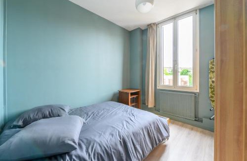 Stains Apartment | Azurine - Appt pour 4 proche de Paris