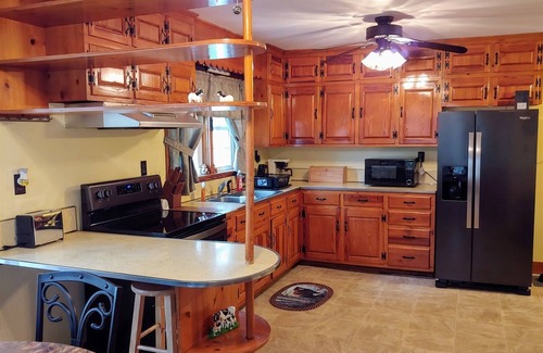 Luray House | B & A Lake Cottage | 0 Bed, 2 Bath