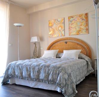 Marina di Massa Bed & Breakfast | B&B Acquamarina