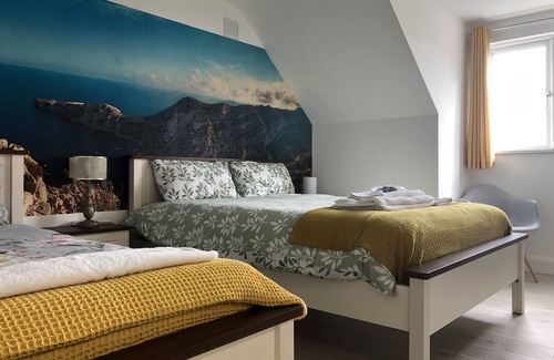 Bunclody Bed & Breakfast | B&B and Self Catering Mon Petit Cottage