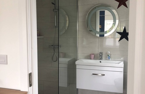 Bunclody Bed & Breakfast | B&B and Self Catering Mon Petit Cottage