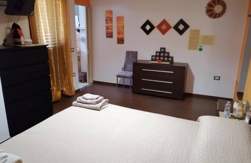 Guspini Bed & Breakfast | B & B Annalu '(MAGGIE room)