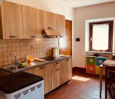 Genga Bed & Breakfast | B&B Bivacco Frasassi climbing & trail running house