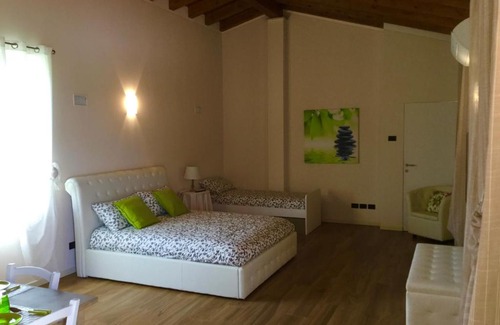 Monterotondo Bed & Breakfast | B&B CORTE SANT'ANGELO