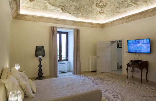 L'Aquila Bed & Breakfast | B&B Costa Masciarelli - Suite affrescate a due passi dal Duomo