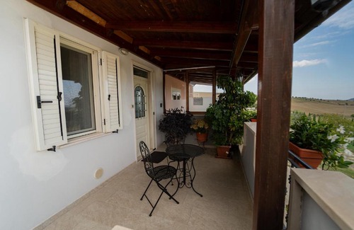 Cugnoli Apartment | B&B Cuore Verde
