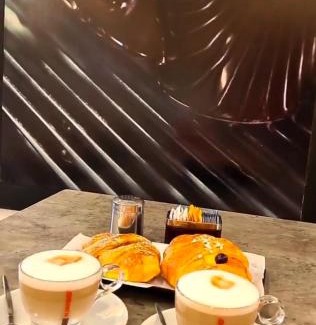 Volla Bed & Breakfast | B&B D'Aponte Home