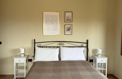 Iglesias Bed & Breakfast | B&B Domus Vista