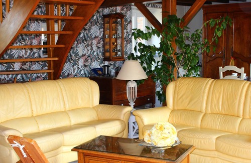 Lanneray House | B & B - Farm "La Rouzannerie", in the countryside, for two or with family