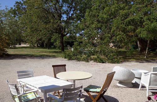 Lanneray House | B & B - Farm "La Rouzannerie", in the countryside, for two or with family