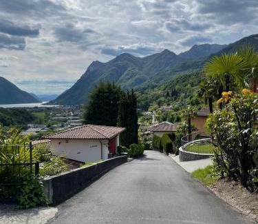 Carlazzo Bed & Breakfast | B&B Gli Ulivi