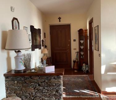 Carlazzo Bed & Breakfast | B&B Gli Ulivi