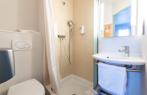 Biot Hotel | B&B HOTEL Antibes Sophia Le Relais