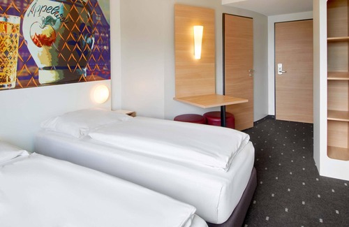 Kalbach-Riedberg Hotel | B&B Hotel Frankfurt-Nord