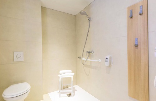 Lexy Hotel | B&B HOTEL Longwy Porte du Luxembourg