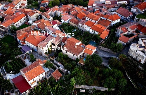 Tortorella Bed & Breakfast | B&B Il Melograno