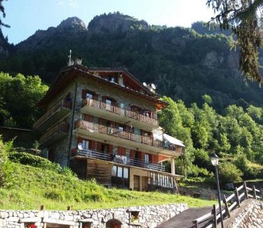 Pontboset Bed & Breakfast | B&B La Borma di Pombo