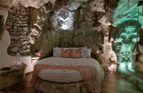 Villanova del Battista Bed & Breakfast | B&B La Casa nella Roccia