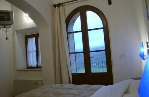 Sant'Andrea in Percussina House | B&B La Fonte del Machiavelli