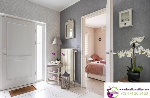 Bassenge House | B&b La Villa Orchidées, breakfast included