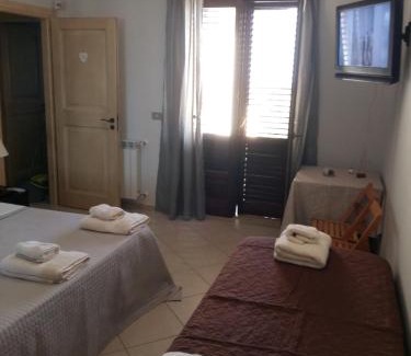 Aci Sant'Antonio Bed & Breakfast | B&B Lavinaio