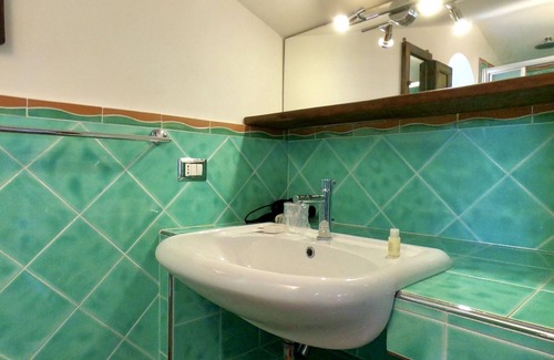 Cefalu Bed & Breakfast | B&B Le Ginestre
