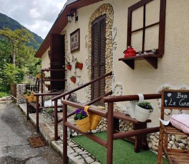 Gioia dei Marsi Bed & Breakfast | B&B LE GRETTE