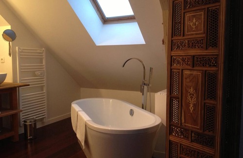 L'Etang-la-Ville Bed & Breakfast | B&B Loft Trotters