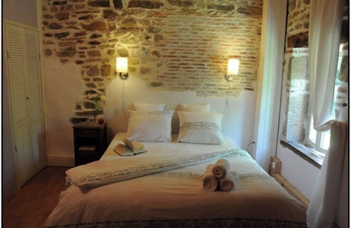 Sainte-Christine Bed & Breakfast | B&B Maison Coralie. Calm and relaxed environment. Pets welcome