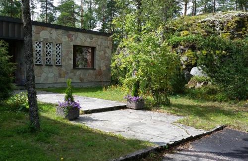 Orimattila Bed & Breakfast | B&B Neulomotie