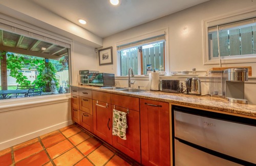 Banff Bed & Breakfast | B&B on Mountain Lane - Private Suite & Hot Tub