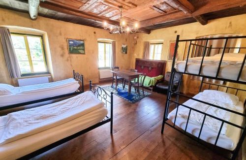 Nevlje Bed & Breakfast | B&B Pod Skalo