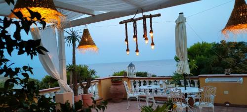 Le Castella Apartment | B&B "Raggio di Sole"