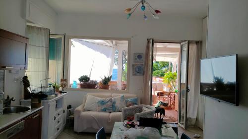 Le Castella Apartment | B&B "Raggio di Sole"