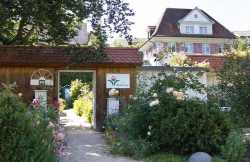 Niedereschach Bed & Breakfast | B&B Rosenliebe