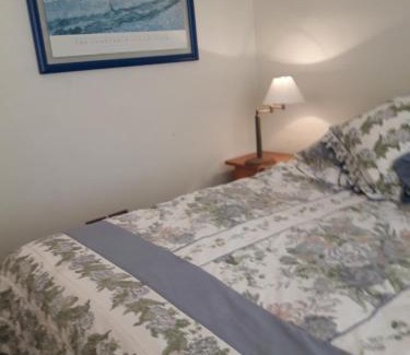 Santo Domingo Bed & Breakfast | B&B Santo Domingo Chile ENGLISH SPOKEN Gran Departamento compartido frente al mar PARQUE TRICAO bird sanctuary 14kms 9miles away DESAYUNO ESTACIONAMIENTO Y WIFI GRATIS Free parking wifi and breakfast
