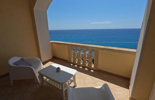Castro Marina Bed & Breakfast | B&B The Sun 'tis