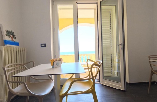 Castro Marina Bed & Breakfast | B&B The Sun 'tis