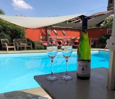 Borgo San Giacomo House | B&B Villa la Canonica con piscina a Padernello