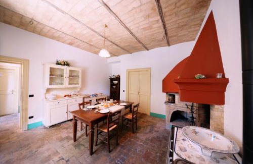 Fara Filiorum Petri Bed & Breakfast | B&B Villa Lory
