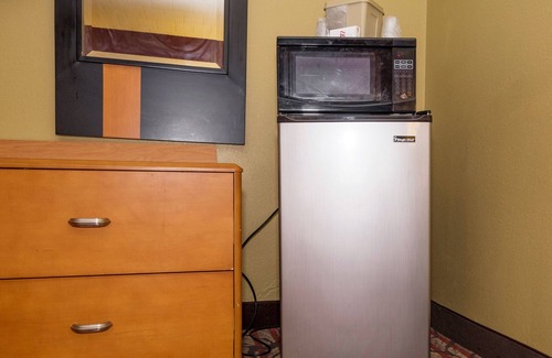 Reisterstown Station Hotel | B'more Inn