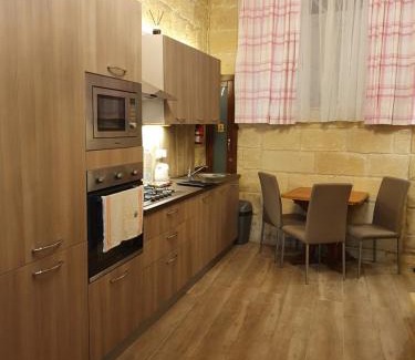 Ghaxaq House | B&S Accommodation Renovated 18 Century House of Character Ghaxaq, Malta