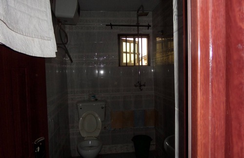 Agege Hotel | B & S Hotel