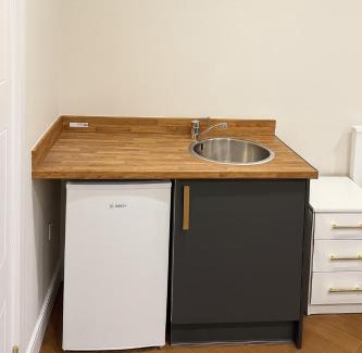 Holloway House | B The Lux Studios Near Arsenal and Central London