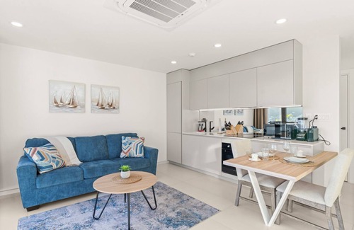 Cay Bay Apartment | B213 - Deluxe 1 Bedroom Apartment