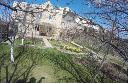 Nor-Nork Apartment | B27: Studio+BDR w/big Garden away from city heat!