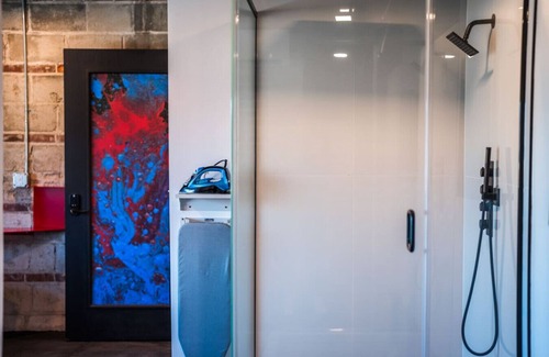 Sparta Bed & Breakfast | b3 Room4: Begin King Suite