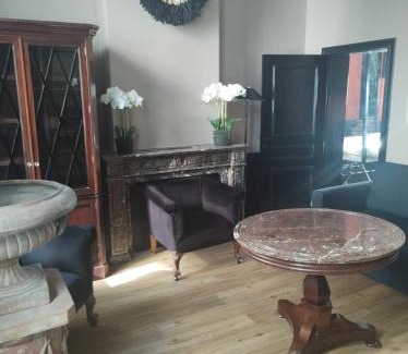 Quartier Midi-Lemonnier - Zuid-Lemonnierwijk Apartment | B96 central suite